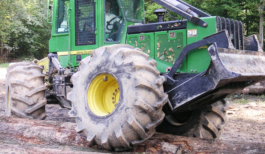 los neumáticos forestales son más resistentes