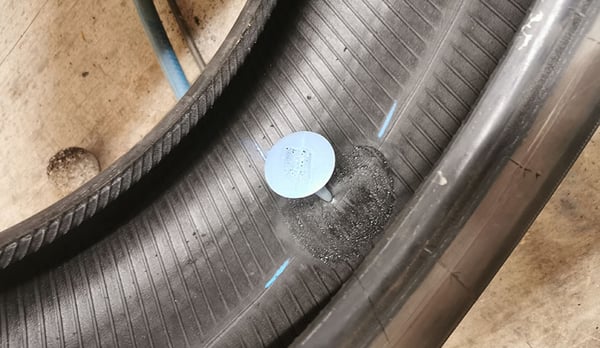 Parche tipo «seta» para reparación interior del neumático