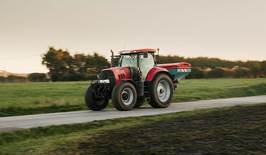 Los neumáticos VX-R TRACTOR disponen de una banda de rodadura más ancha, lo que resulta muy eficaz durante el frenado