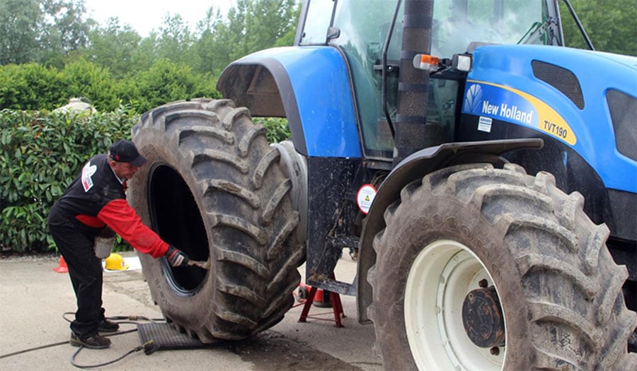 Problemas con el montaje y desmontaje de los neumáticos de tractor